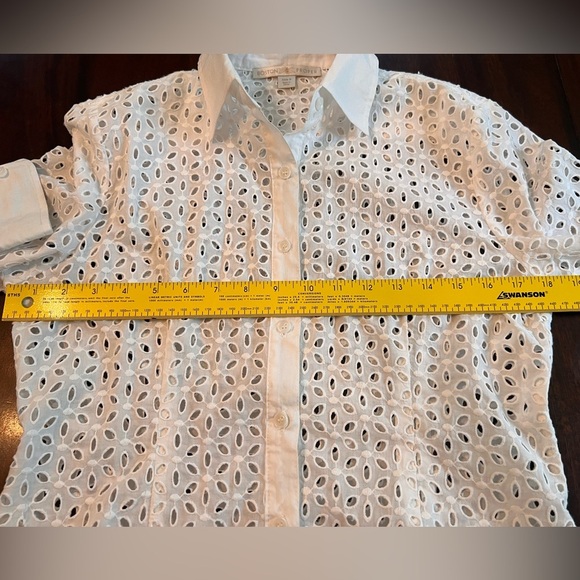 Boston Proper Women’s White Cuffed Sleeve Button Down Shirt - Size 8 - Picture 4 of 6